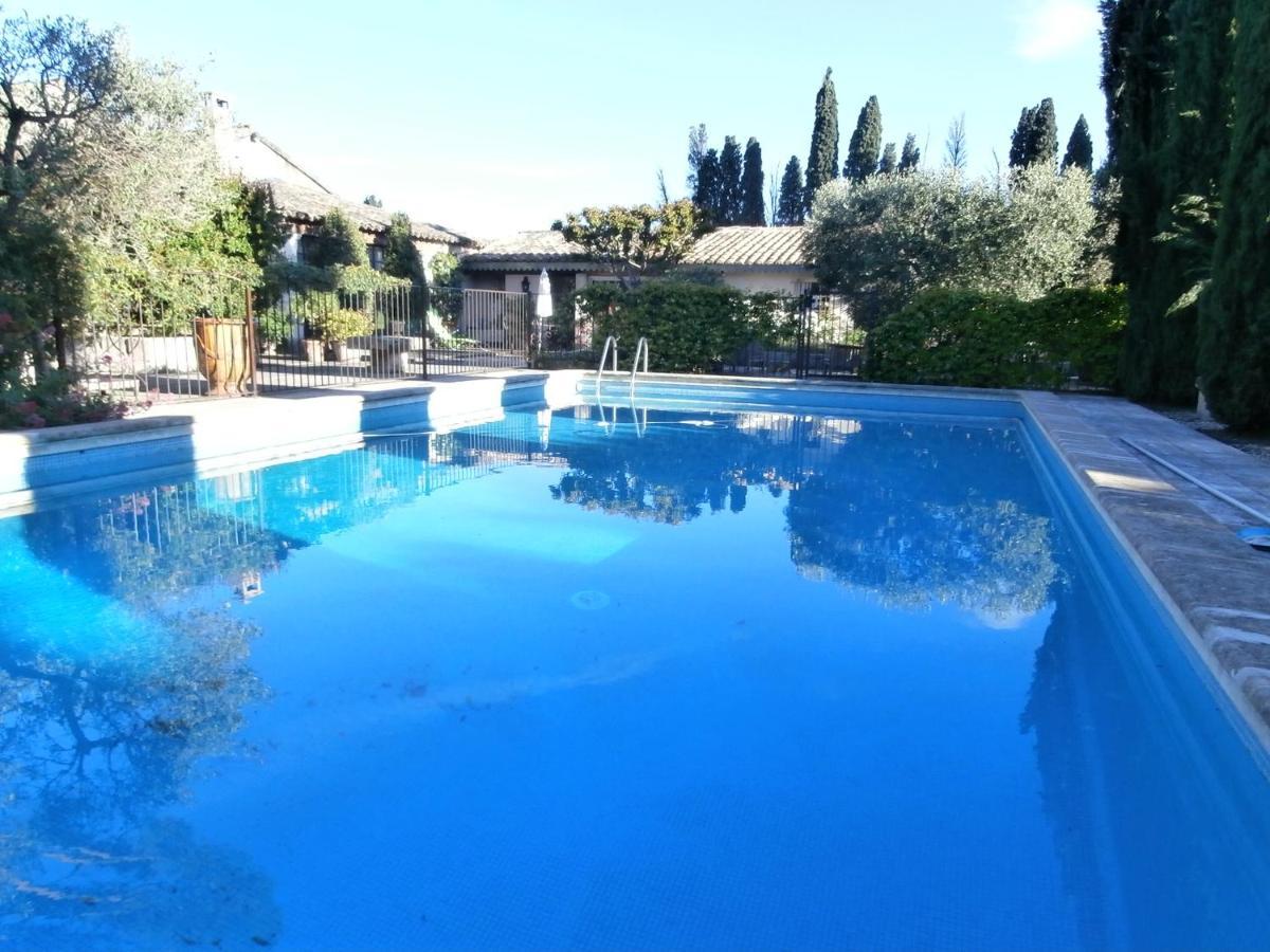 Les Grands Pins Villa Saint-Andiol Luaran gambar