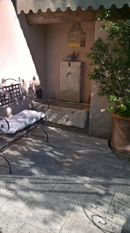 Les Grands Pins Villa Saint-Andiol Luaran gambar