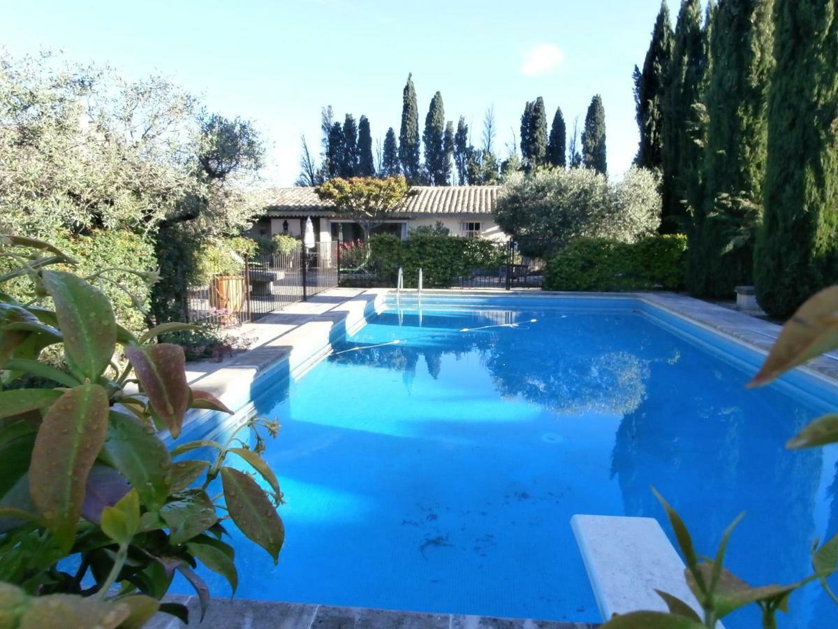 Les Grands Pins Villa Saint-Andiol Luaran gambar